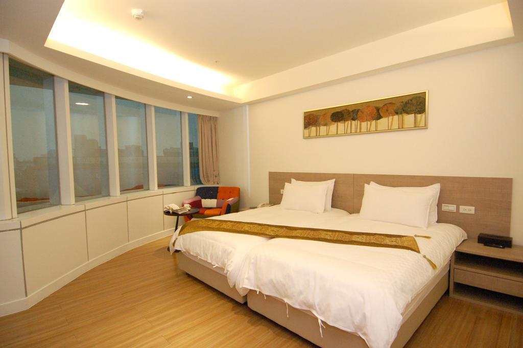 Season 5 Inn Luodong Buitenkant foto